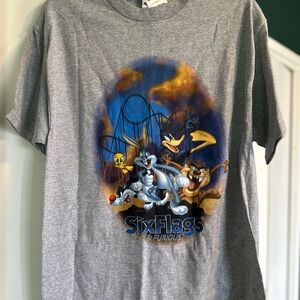 NWT Vintage Looney Tunes shirt
